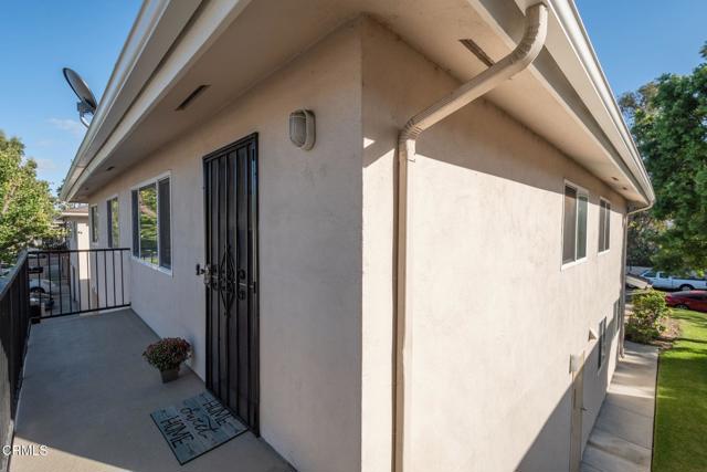 Detail Gallery Image 3 of 28 For 1667 Calle Zafiro, Thousand Oaks,  CA 91320 - 2 Beds | 1 Baths