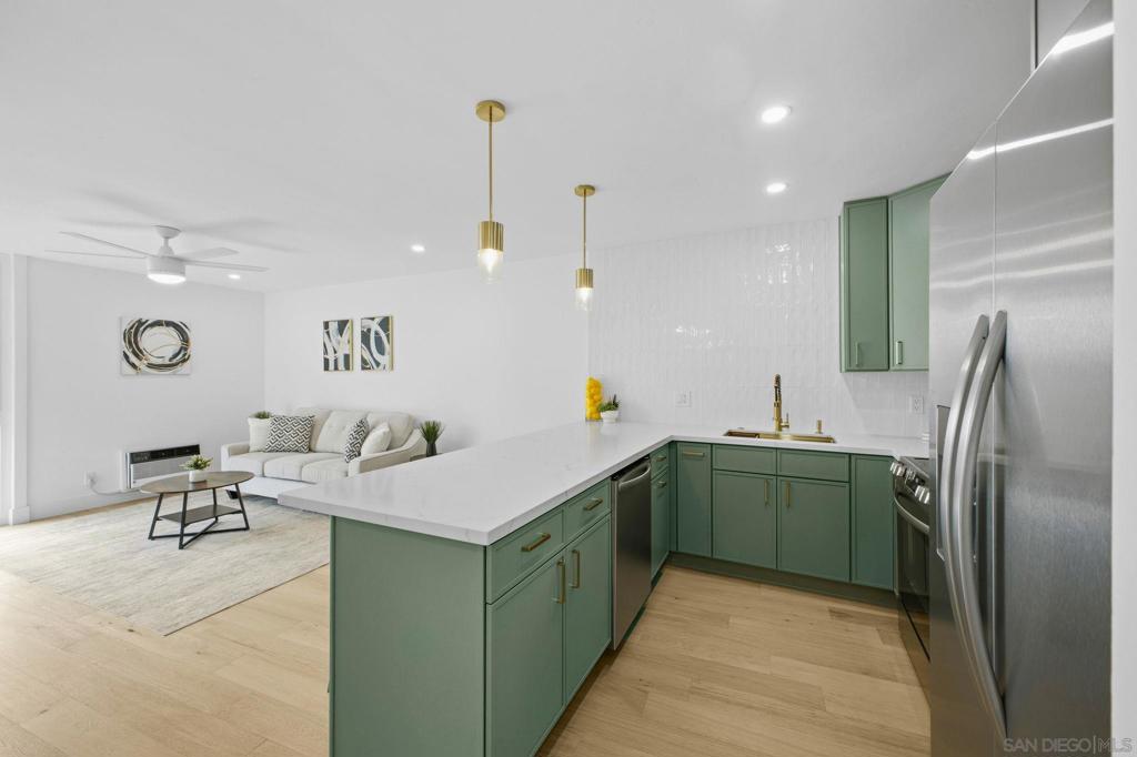 3050 Rue Dorleans - photo 2