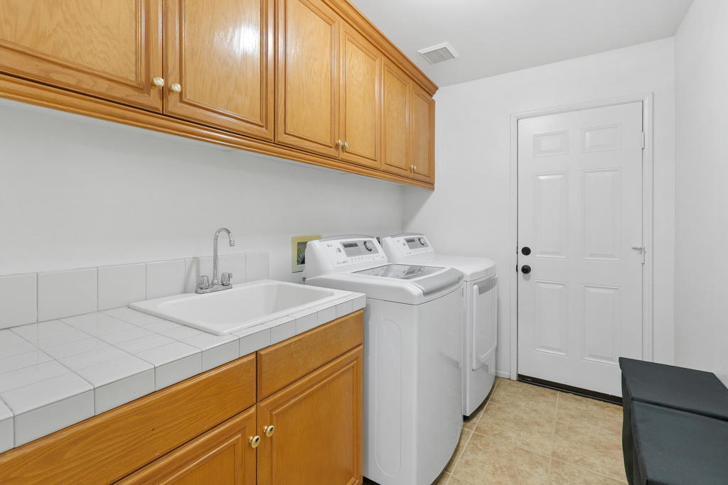 MLS #219139609DA image #25