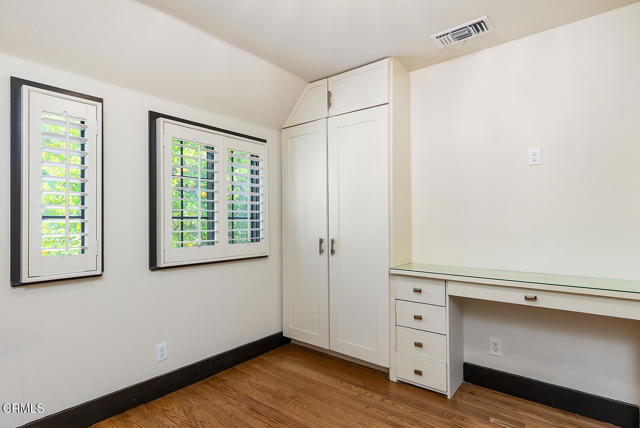 2525 Monterey Road, San Marino CA: https://media.crmls.org/mediaz/0e5711ad-d7da-4747-95da-41aaf1d1a28f.jpg