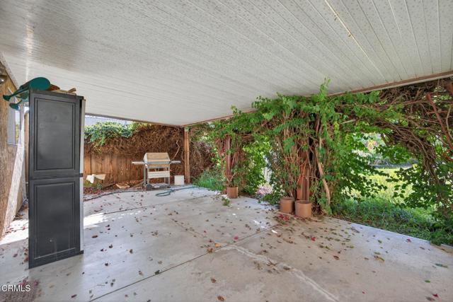 Detail Gallery Image 30 of 42 For 2087 Airedale Ave, Ventura,  CA 93003 - 4 Beds | 2 Baths