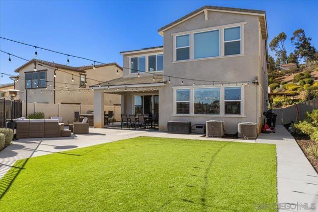 1457 Natalia Court, Escondido CA: https://media.crmls.org/mediaz/0e585edf-bd4a-424e-9675-a563a2c9715d.jpg