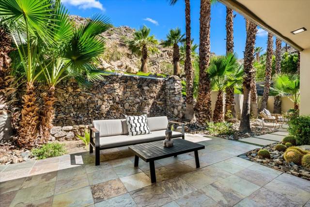 1695 Dunham Road, Palm Springs CA: https://media.crmls.org/mediaz/0e59cb0c-bc5f-47ce-90bd-a578258b034e.jpg