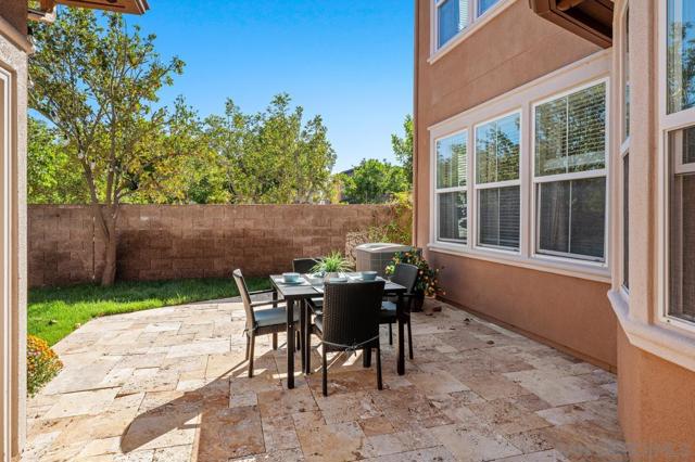 15501 Bristol Ridge Ter, San Diego CA: https://media.crmls.org/mediaz/0e5a2ffa-e897-4974-8413-9fe4cd298eca.jpg