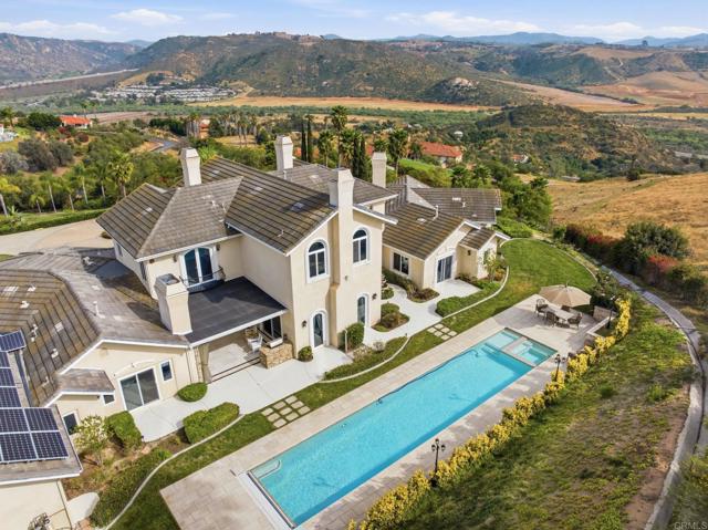 Detail Gallery Image 6 of 74 For 3611 Monserate Hill Ct, Fallbrook,  CA 92028 - 4 Beds | 4/1 Baths