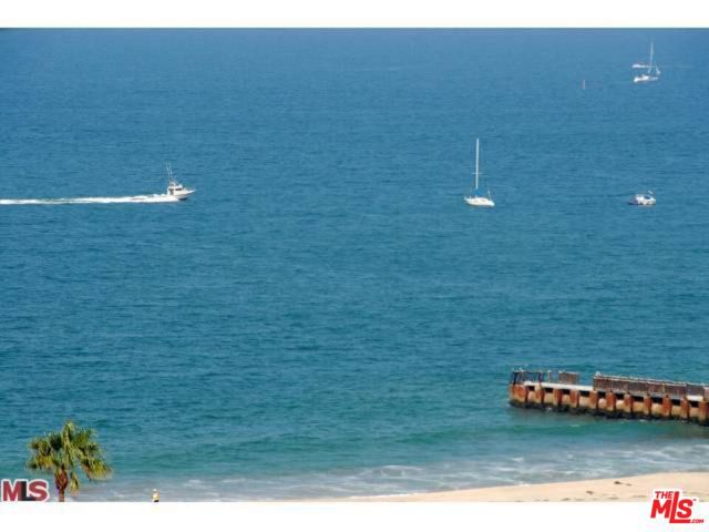 7009 RINDGE Avenue, Playa del Rey CA: https://media.crmls.org/mediaz/0e5ba057-5009-4dc2-b1a5-c6f44cd7e5a6.jpg