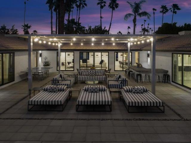 505 N Camino Real, Palm Springs CA: https://media.crmls.org/mediaz/0e5d673c-2dc0-4ed4-a1e2-9240aa516484.jpg