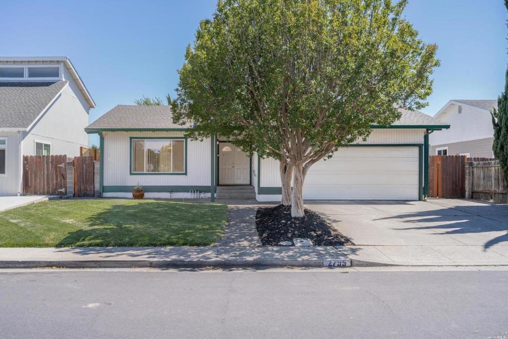 2795 Barbour Drive