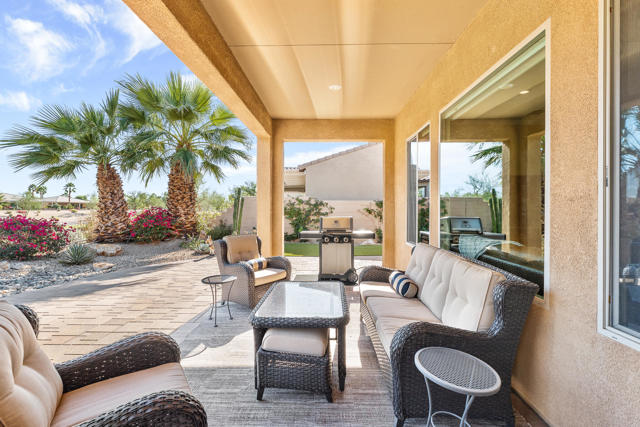 38756 Camino Aguacero, Indio CA: https://media.crmls.org/mediaz/0e5dfb9c-7a70-4e02-8836-950345a688cb.jpg