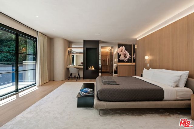 Drew Fenton | 2167 Mandeville Canyon Road Los Angeles CA | MLS: 7452007