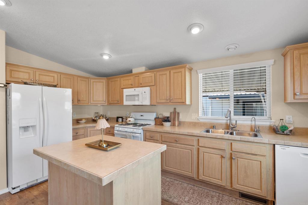 971 Borden Road - photo 4