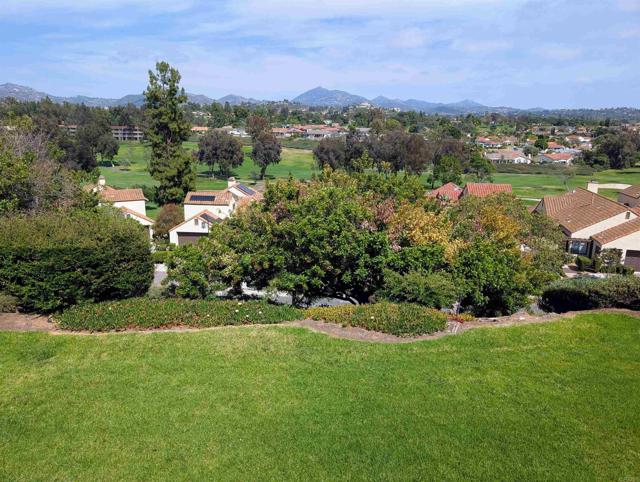 Detail Gallery Image 2 of 45 For 17453 Carnton Way, San Diego,  CA 92128 - 3 Beds | 3 Baths