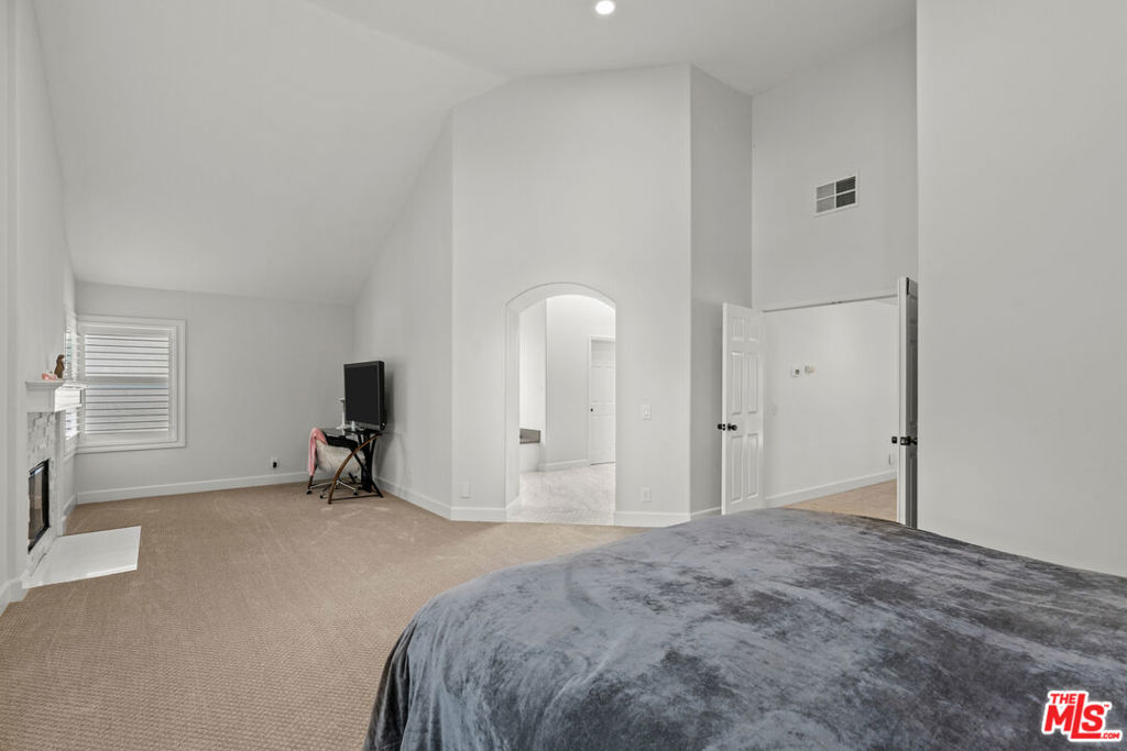 MLS #25623561 image #18