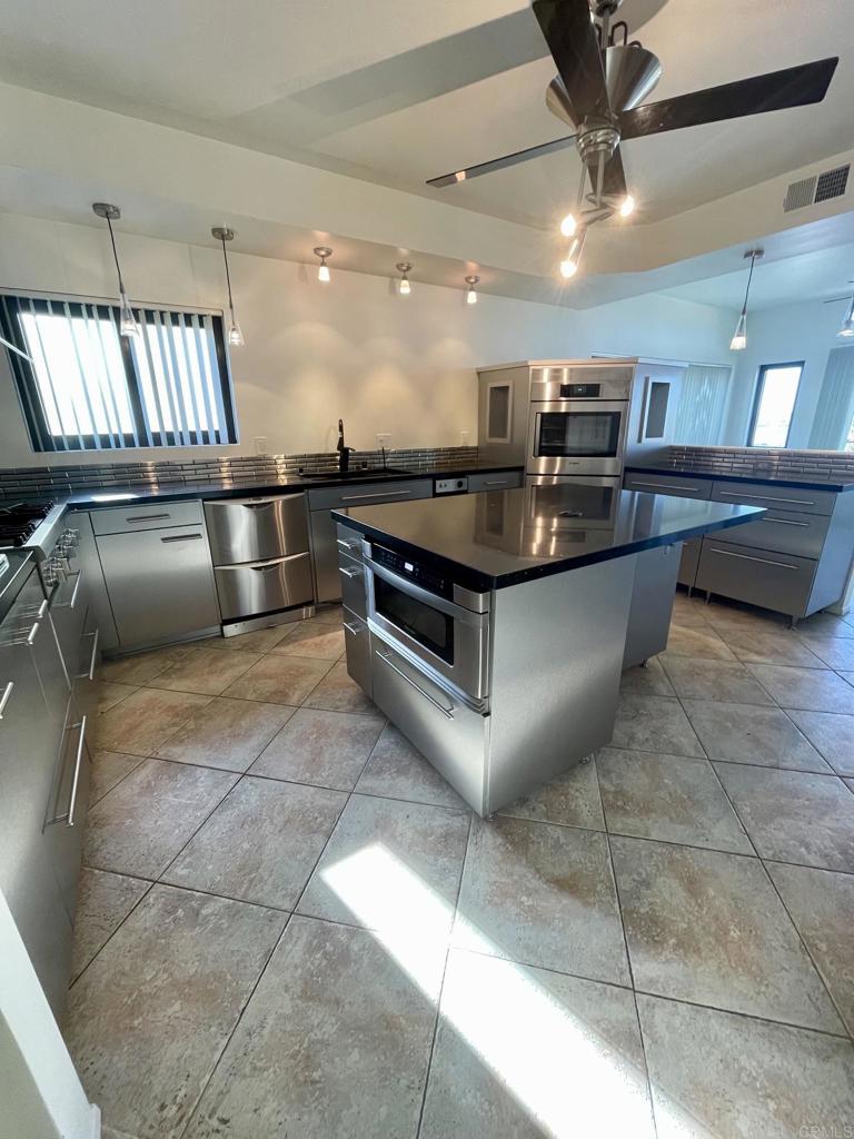 2442 Union Street - photo 18