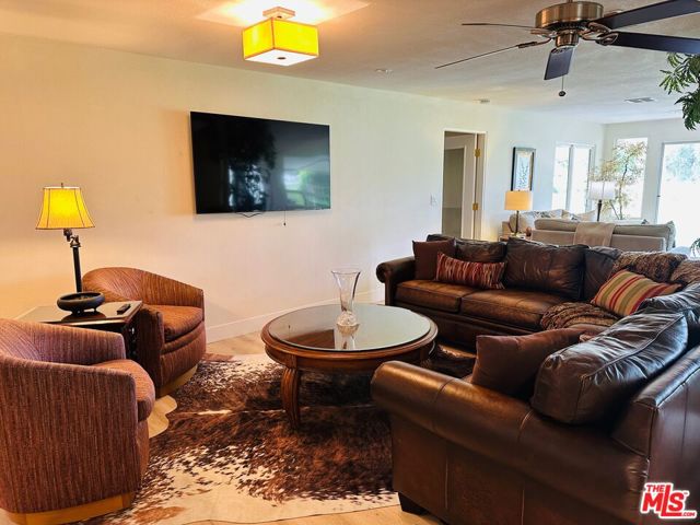 425 S Paseo Laredo, Cathedral City CA: https://media.crmls.org/mediaz/0e638445-7fb3-457d-bea8-f535fb4fc986.jpg