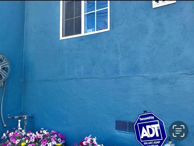 415 Wisteria Drive, East Palo Alto CA: https://media.crmls.org/mediaz/0e6455c1-42bd-4f4a-9434-1d19d22437d8.jpg