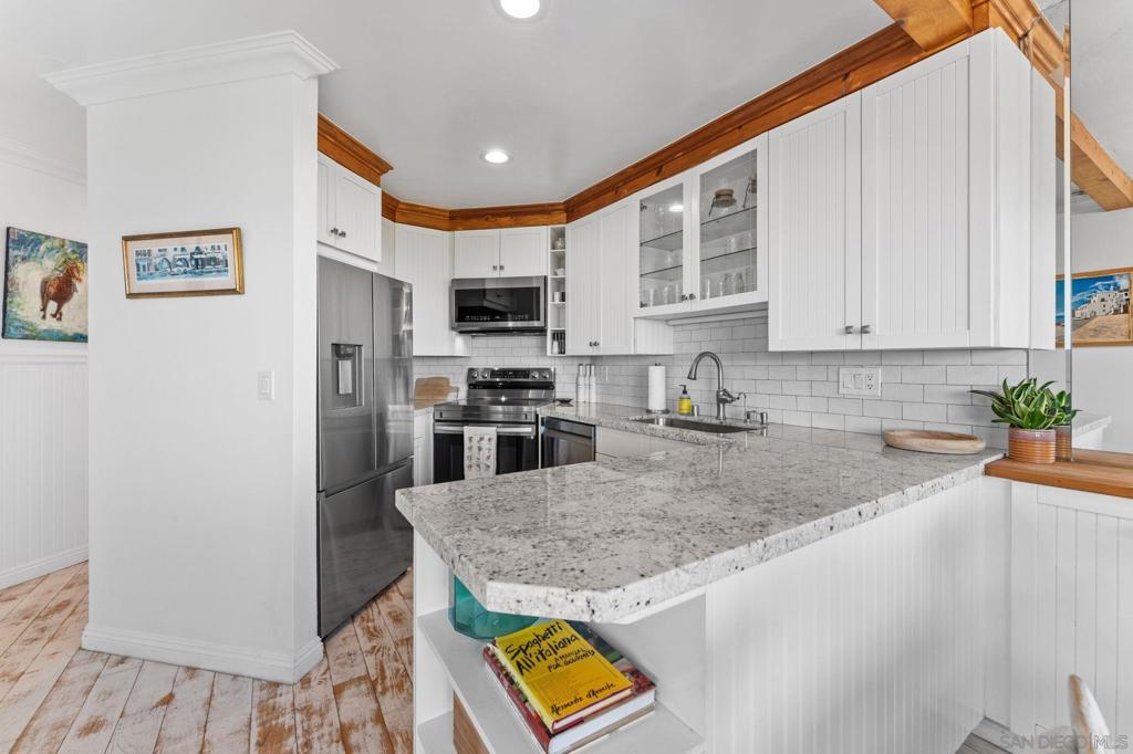 3955 Honeycutt St - photo 17