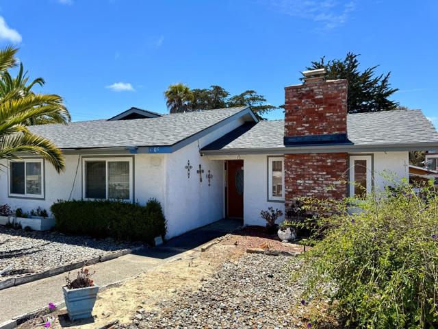 1605 Marietta Street, Seaside CA: https://media.crmls.org/mediaz/0e64f83f-aeab-4bb9-807d-41ec65efb6a4.jpg