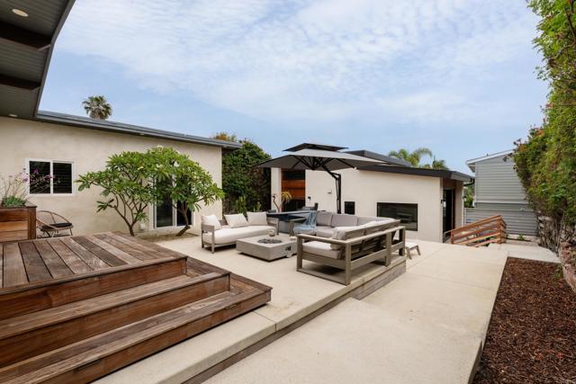Detail Gallery Image 27 of 42 For 1011 13 Neptune Ave, Encinitas,  CA 92024 - 3 Beds | 3/1 Baths