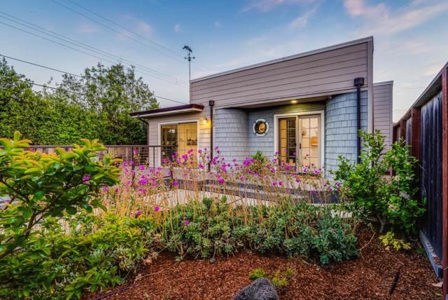 2360 Melanie Place, Santa Cruz CA: https://media.crmls.org/mediaz/0e6558fe-e5cd-4c36-9a99-0a1c4e4e64fd.jpg