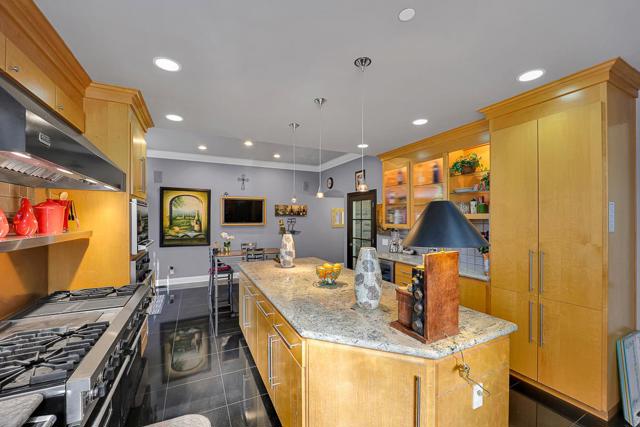 8451 Goldenrod Circle, Gilroy CA: https://media.crmls.org/mediaz/0e655fc2-6bbe-493c-b3c9-e77f594d9c65.jpg