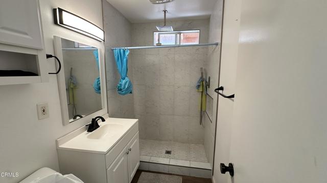 Detail Gallery Image 8 of 13 For 325 Del Sur Way, Oxnard,  CA 93033 - 4 Beds | 2 Baths