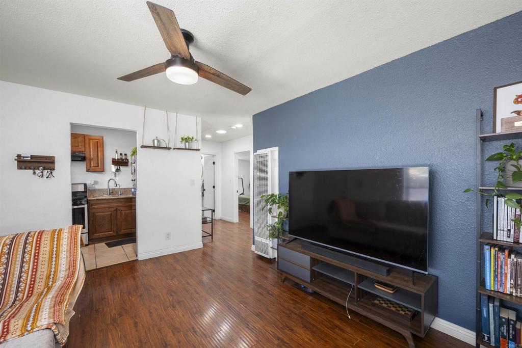 4575 Dwight Street - photo 11