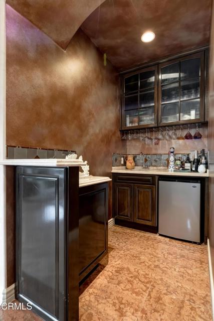 868 Braewood Court, South Pasadena CA: https://media.crmls.org/mediaz/0e6715a6-a829-4171-a6bf-85f05f3e18bb.jpg