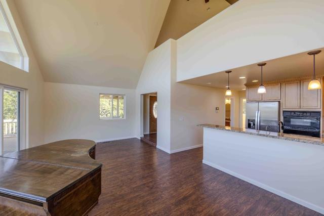 20510 Cachagua Road, Carmel Valley CA: https://media.crmls.org/mediaz/0e67df24-3d4c-4b55-aa5c-d385e30be740.jpg
