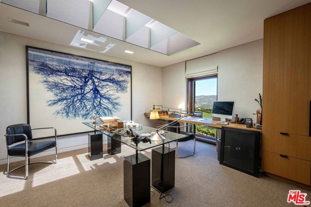 7596 Sonoma Mountain Road,  CA: https://media.crmls.org/mediaz/0e688a5c-3add-4bf9-be03-26a841cb701b.jpg