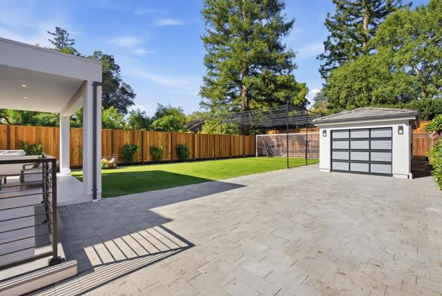 543 Tennyson Avenue, Palo Alto CA: https://media.crmls.org/mediaz/0e688a7b-b4a1-45a6-ad8c-9ce91b931d50.jpg