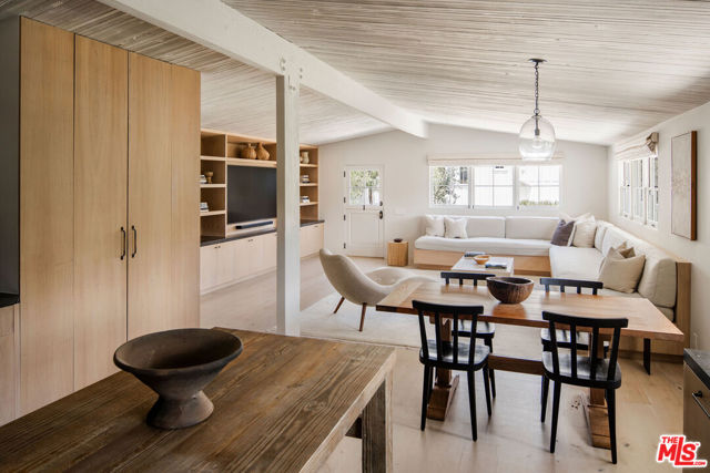 13240 Chalon Road, Los Angeles CA: https://media.crmls.org/mediaz/0e69e758-f54e-4329-bc65-2a280c74b314.jpg