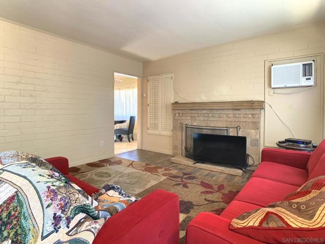 1445 Terracita Ln, Alpine CA: https://media.crmls.org/mediaz/0e6b398e-b469-4924-ae63-eb8991879b04.jpg