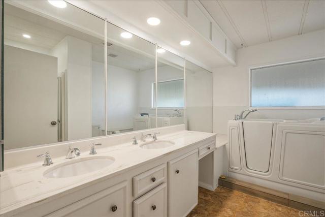 Detail Gallery Image 24 of 33 For 1175 La Moree Rd Spc 24,  San Marcos,  CA 92078 - 2 Beds | 2 Baths