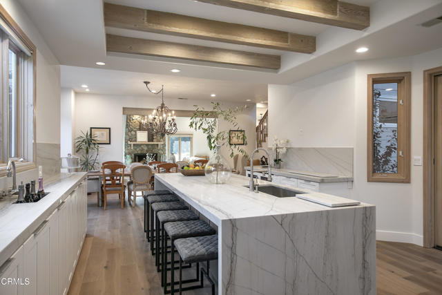 741 Saddle Lane, Ojai CA: https://media.crmls.org/mediaz/0e6c3889-d667-425e-890b-305e952ed33a.jpg