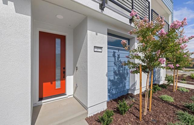 1377 California Circle, Milpitas CA: https://media.crmls.org/mediaz/0e6f3ffc-31e7-4d12-ade9-b8bc7e497b4a.jpg
