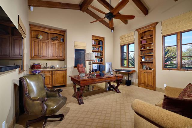 Detail Gallery Image 36 of 42 For 18482 Calle Tramonto, Rancho Santa Fe,  CA 92091 - 6 Beds | 6/1 Baths