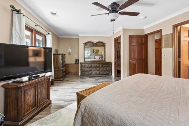 44734 Sun Valley Drive, King City CA: https://media.crmls.org/mediaz/0e6fe4f3-cec5-4e24-9cab-c3b7dac5e58b.jpg