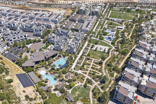 2921 Via Alta Pl, San Diego CA: https://media.crmls.org/mediaz/0e705fe0-3aad-45af-82c7-9a424eddd1d4.jpg