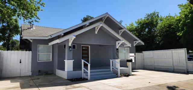 1936 G Street, Modesto CA: https://media.crmls.org/mediaz/0e717073-cee5-4a8e-bc99-659d21e01486.jpg