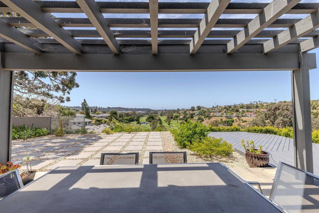 2304 Back Nine Street - photo 16