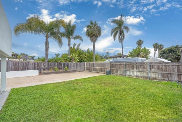819 Van Nuys Street, San Diego CA: https://media.crmls.org/mediaz/0e71b1e6-f084-4a6c-a5b3-755cf0f0a3cc.jpg