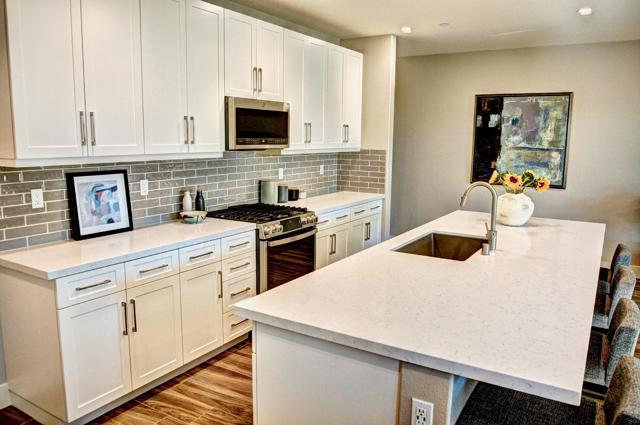 50810 Bee Canyon Drive, Indio CA: https://media.crmls.org/mediaz/0e7255fd-c704-4699-a012-7259333a9a58.jpg