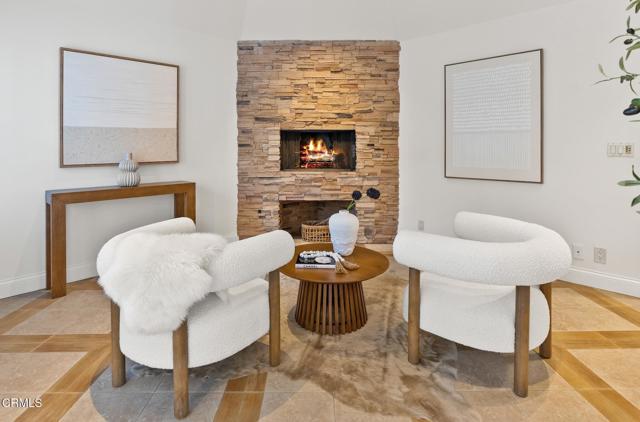 Detail Gallery Image 16 of 45 For 2596 Wallingford Dr, Beverly Hills,  CA 90210 - 4 Beds | 3/1 Baths