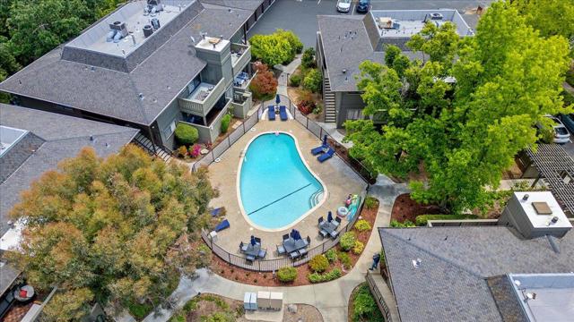 14357 Saratoga Avenue, Saratoga CA: https://media.crmls.org/mediaz/0e74530c-7b15-47d0-a364-997e2cd7d6ed.jpg