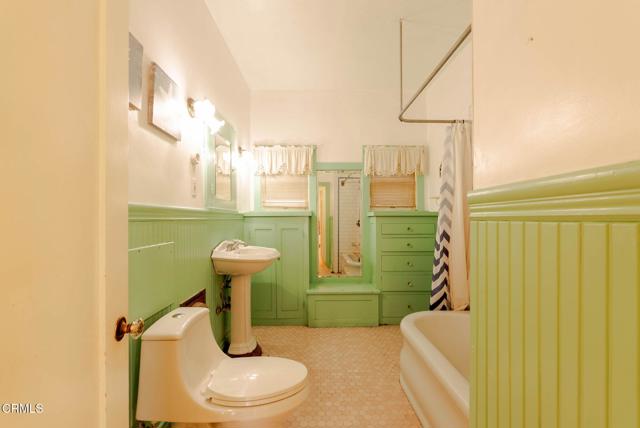 Detail Gallery Image 29 of 44 For 555 Kensington Dr, Fillmore,  CA 93015 - 4 Beds | 3 Baths