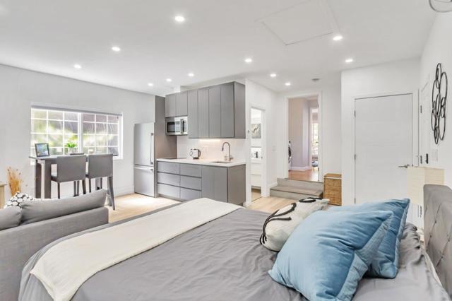 621 Harrow Way, Sunnyvale CA: https://media.crmls.org/mediaz/0e7624e8-8692-4372-9c45-e3c303f6dcb0.jpg