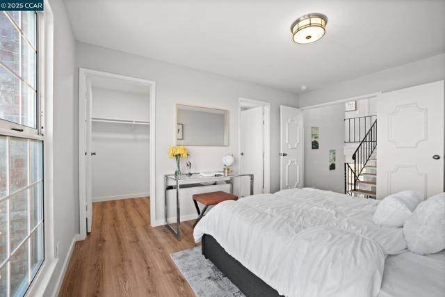 989 Parkside Dr, Richmond CA: https://media.crmls.org/mediaz/0e76582b-876e-4cb6-9921-680836fe255c.jpg