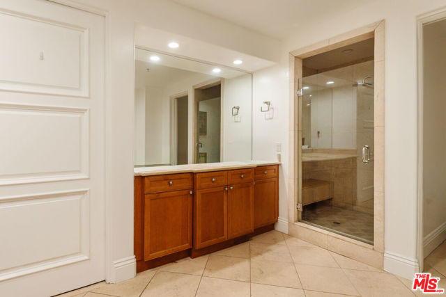 1835 Pandora Avenue, Los Angeles CA: https://media.crmls.org/mediaz/0e76a37c-0007-4d3f-bb8e-ee90f02db6f2.jpg