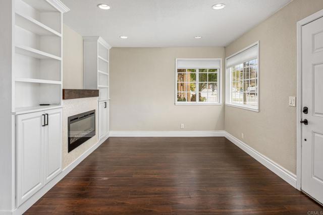 6704 Tait Street, San Diego CA: https://media.crmls.org/mediaz/0e7723e6-18d7-47d7-8bc8-1febd164a824.jpg